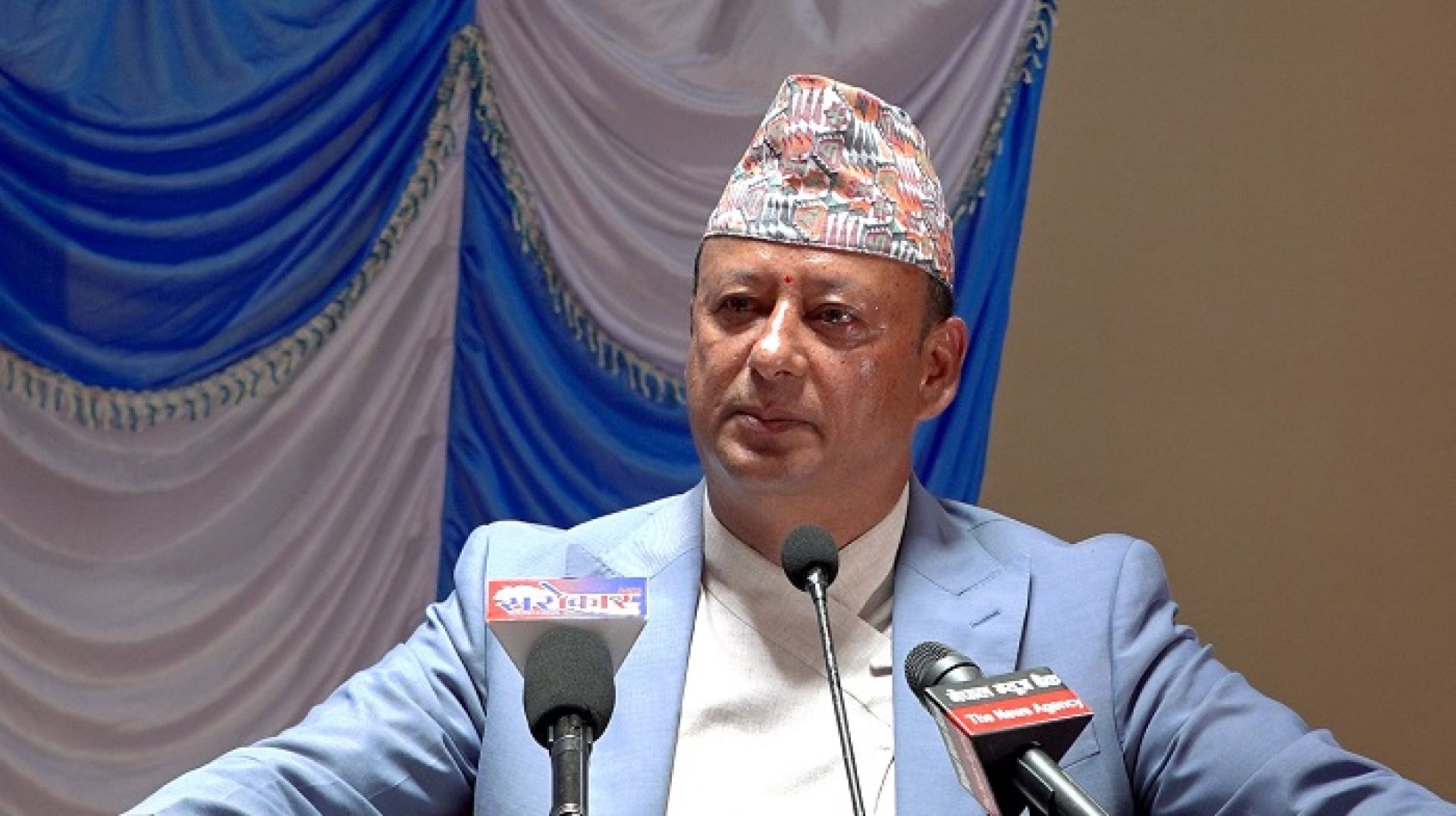विद्युत आपूर्तिको माग बढेको छ तर व्यवस्थापनमा चुनौति छः मन्त्री खड्का 